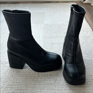 COPY - Target chunky 90s boots